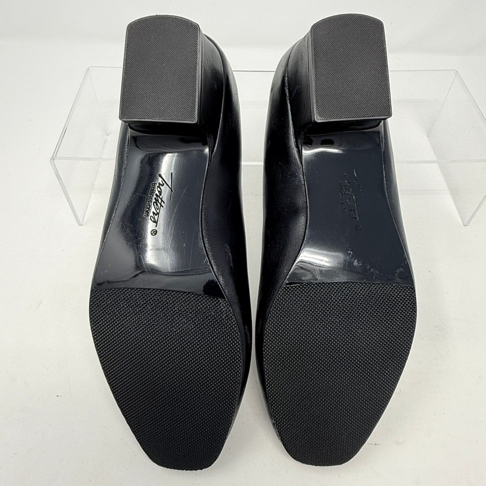 Trotters Black Leather Low Heel Comfort Pumps Classic Work Office Career Shoes - Picture 8 of 8